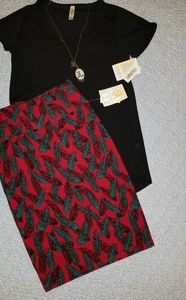 Feather Cassie & Black Gigi